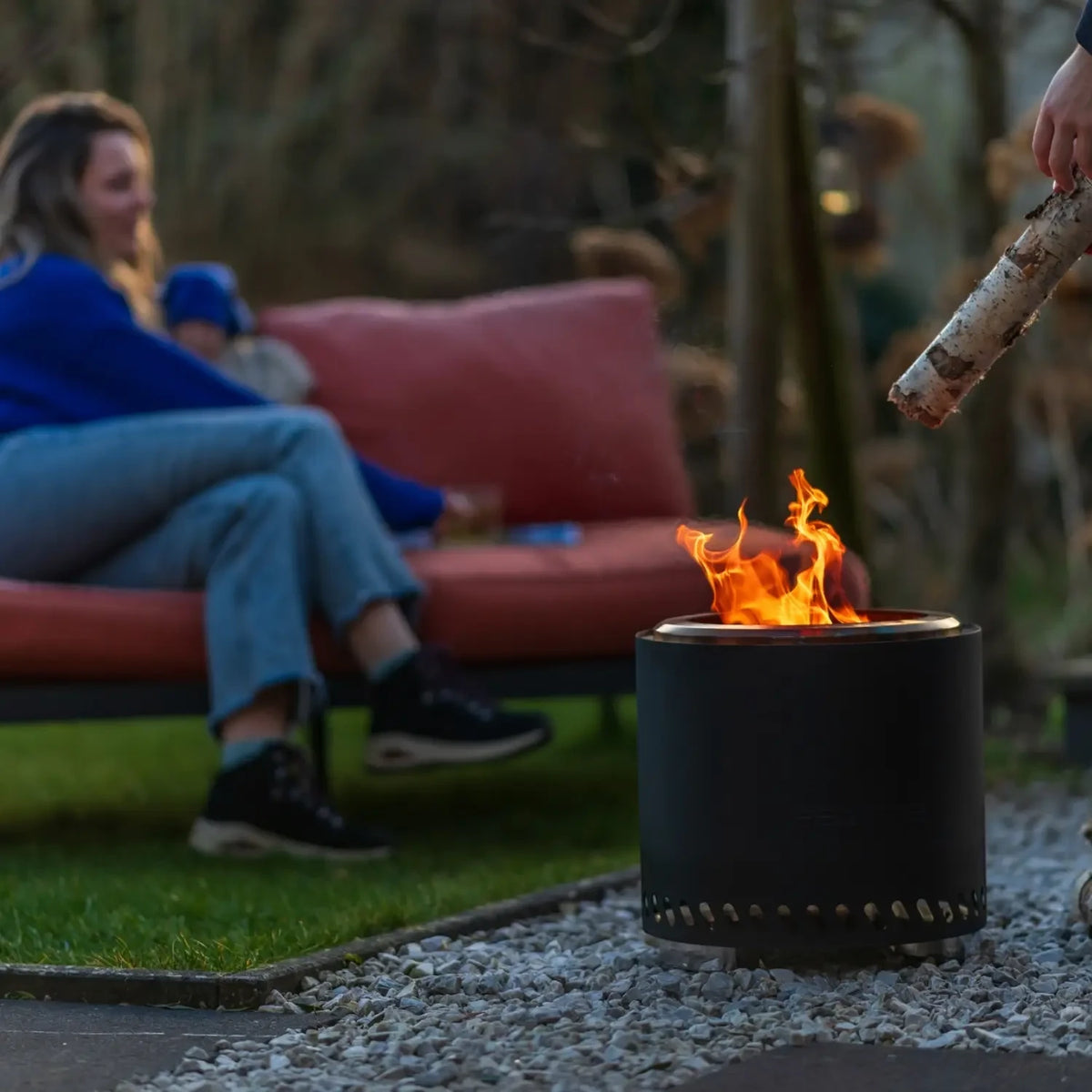 Volcano Pellet Fire Pit Large – Matte Black