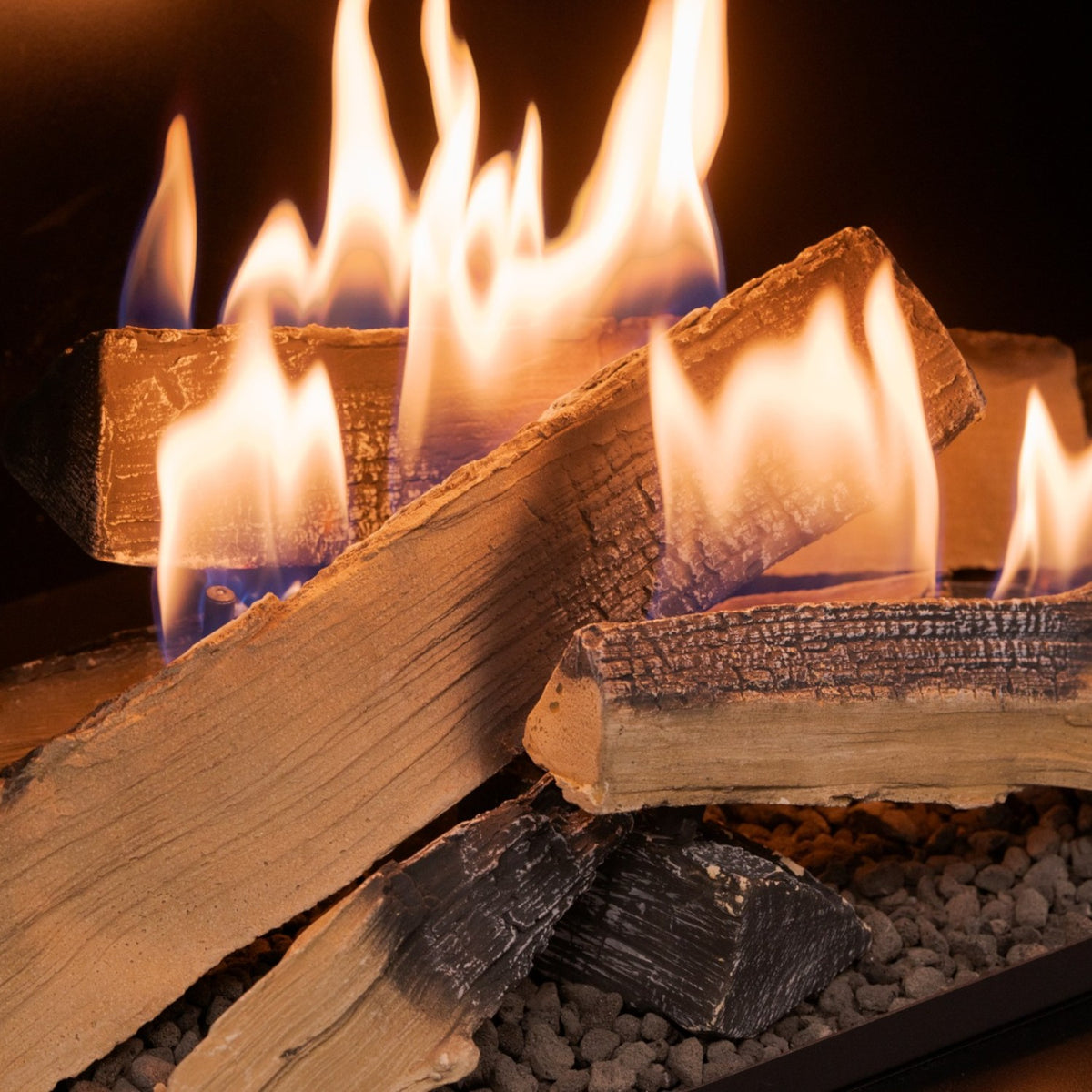 Planika FLA4 790 Flogs: Remote Controlled Bioethanol Burner with Realistic Log Flames