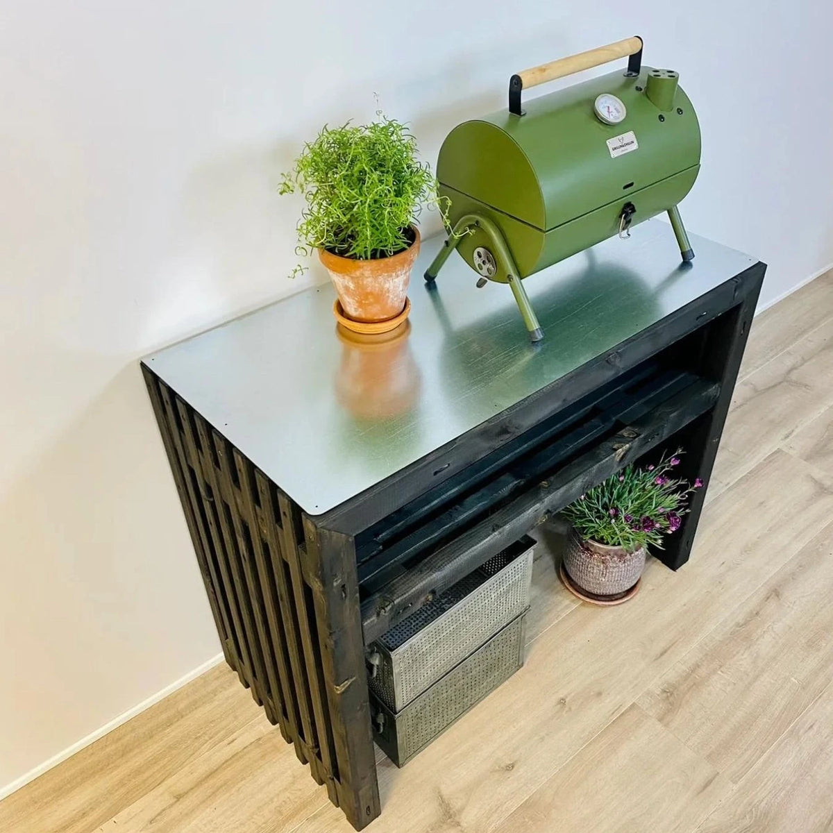 Kabeltromlen  Wooden Grill Table - Black - 120 cm