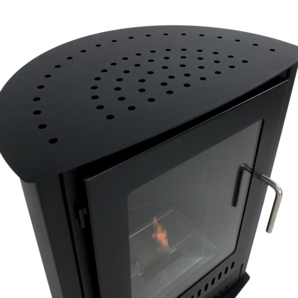 Close-up of the Carson bioethanol stove's top vents and lit burner