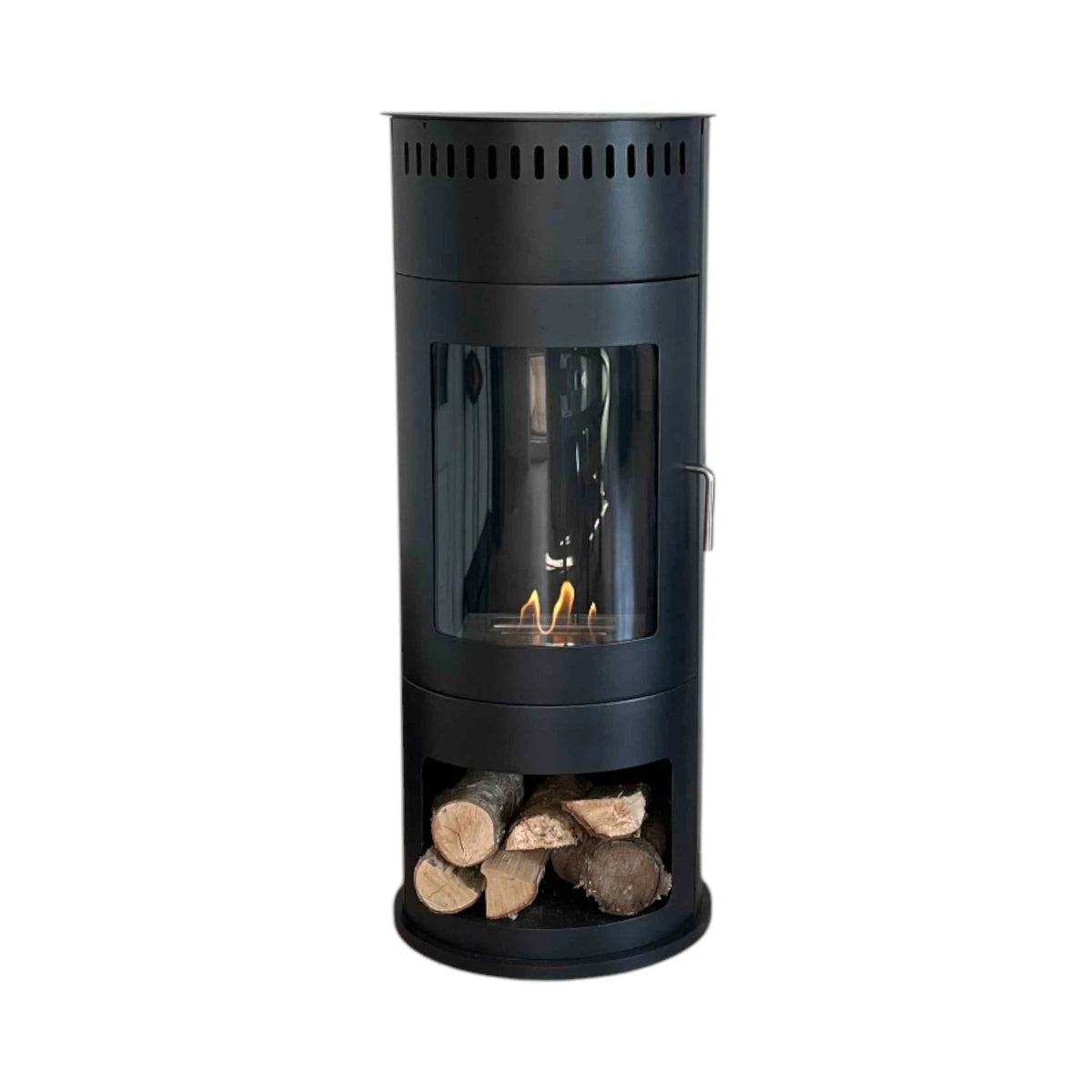 ScandiFlames Washington black bioethanol stove with lit flames and decorative logs, studio shot
